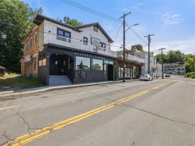 House for sale in New York