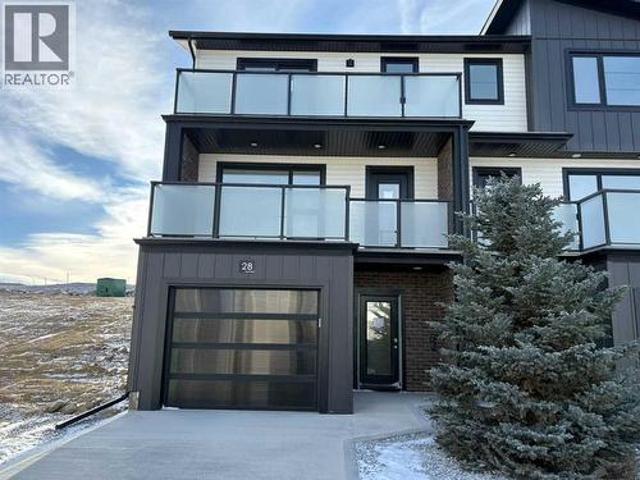 House for sale in Sylvan Lake, Alberta