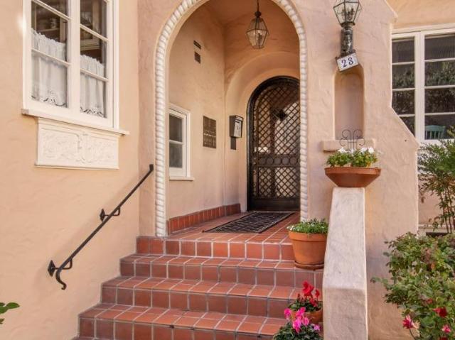 Condo for sale in San Mateo, California