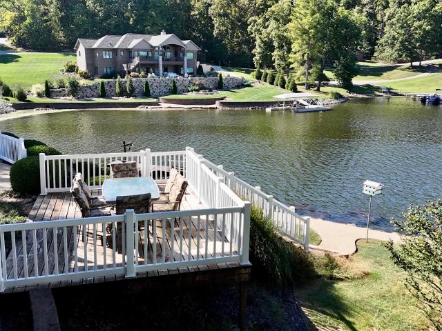 House for sale in Santa Claus, Spencer County
