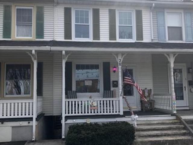 Townhouse for sale in Robesonia, Berks County
