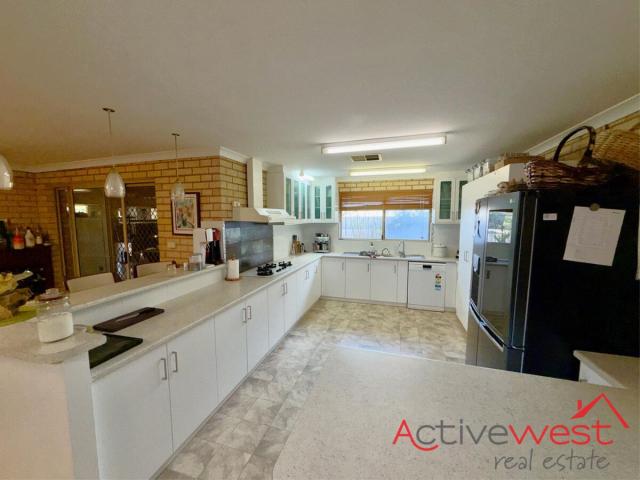 House for sale in Strathalbyn, Western Australia