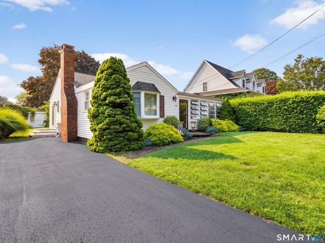 House for sale in East Lyme, Connecticut