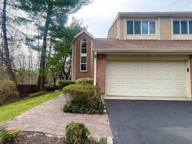Condo for sale in Smithtown, New York