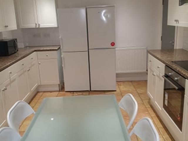 House for rent in Beckett Park, Headingley