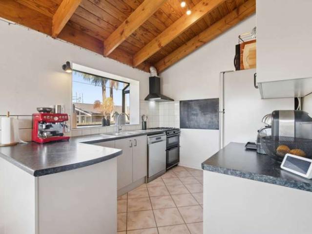 House for sale in Pakuranga Heights, Howick
