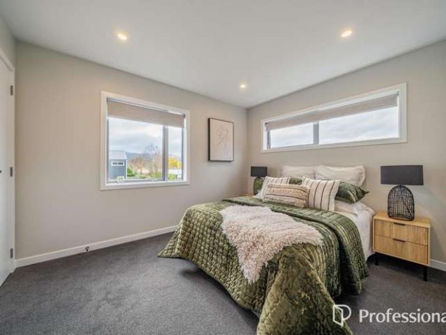 Townhouse for sale in Days Bay, Wellington