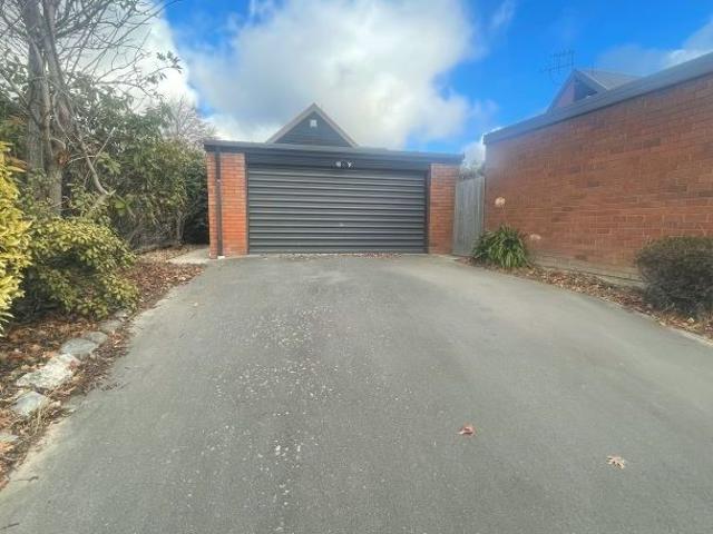 House for rent in Chaslands, Canterbury