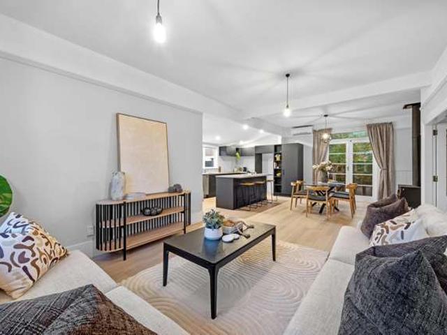 House for sale in Saint Albans, Canterbury