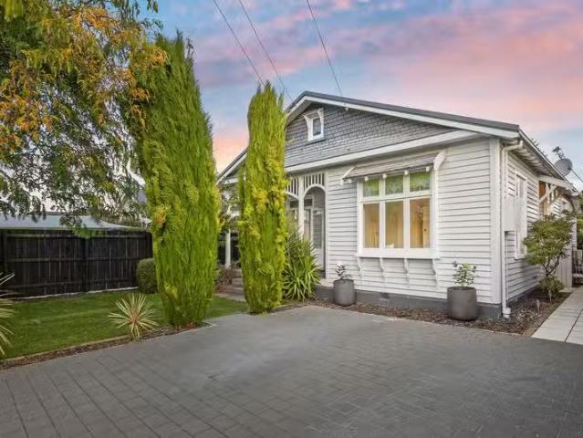 House for sale in Saint Albans, Canterbury