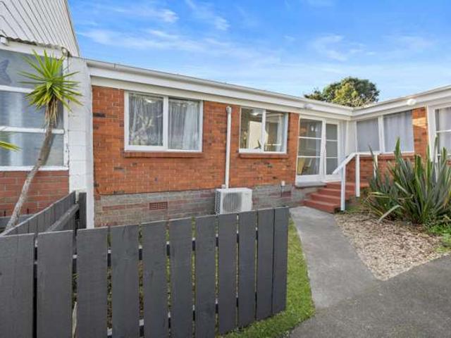 House for sale in Onehunga, Oroua County