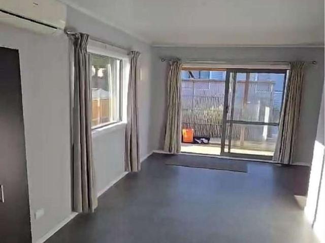 Townhouse for rent in Pembroke, Taranaki
