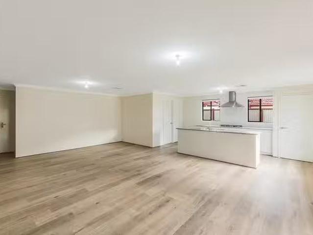 House for rent in Perth, Hasluck