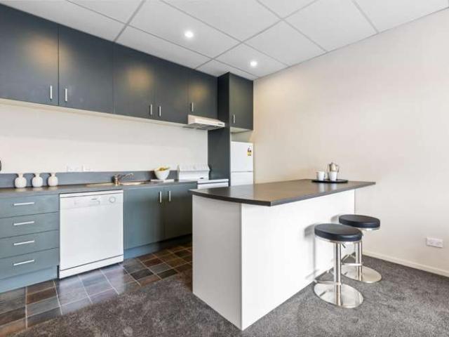 Apartment for rent in Paremoremo, Oroua County