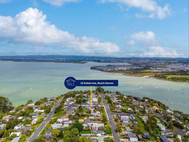 House for sale in Beach Haven, Kaipātiki