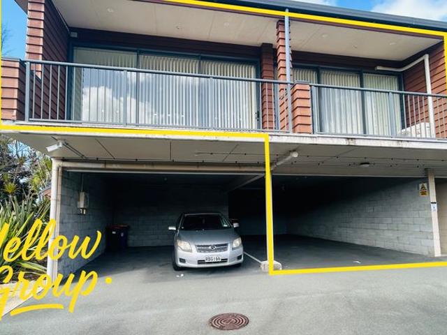 Apartment for rent in Paremoremo, Oroua County