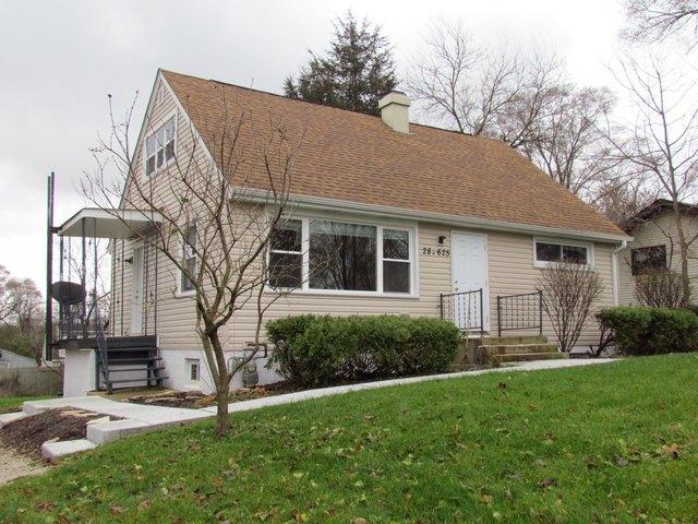 House for sale in West Chicago, Illinois