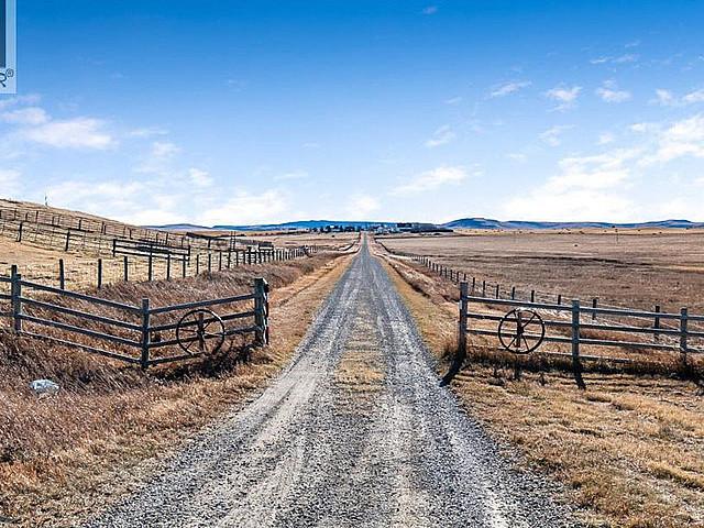 House for sale in Alberta