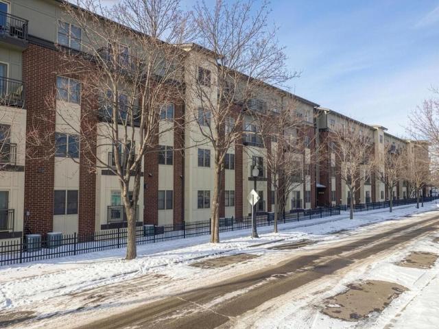 Condo for sale in Hennepin, Minnesota