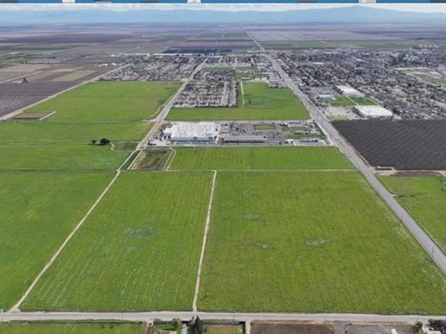 Land for sale in Wasco, California