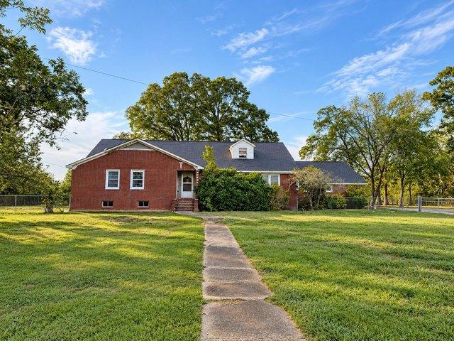 House for sale in Batesville, Independence County