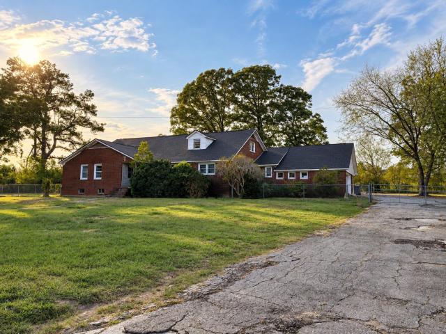 House for sale in Batesville, Independence County
