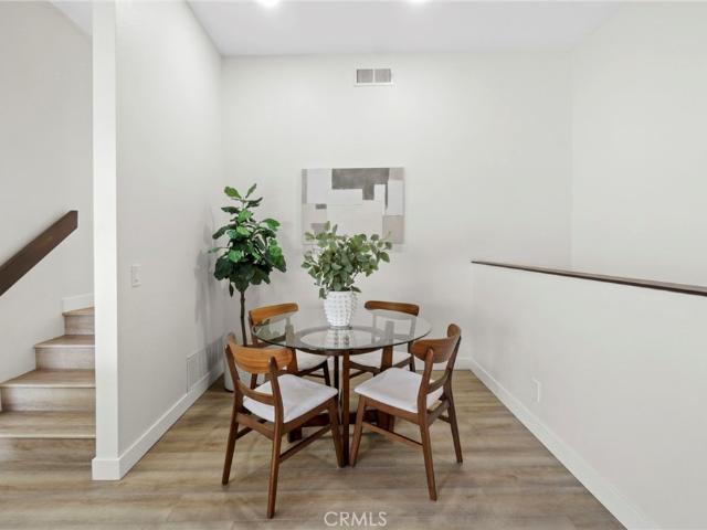 Townhouse for sale in Santa Ana