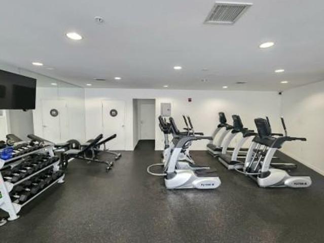 Apartment for rent in Canoga Park, California