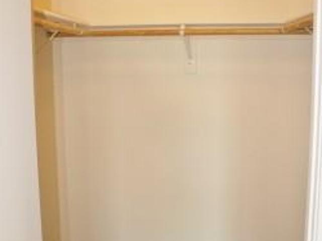 Apartment for rent in Canoga Park, California