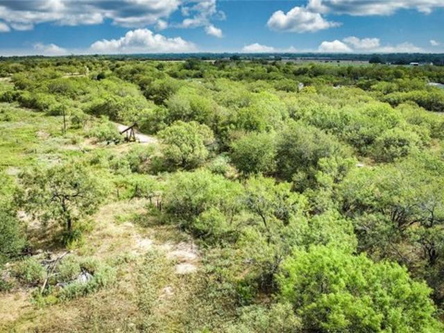 Land for sale in Luling, Texas