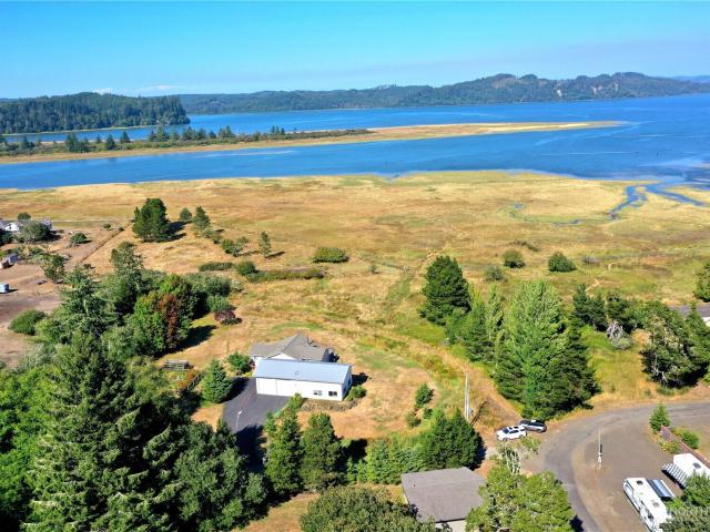 House for sale in Tokeland, Washington