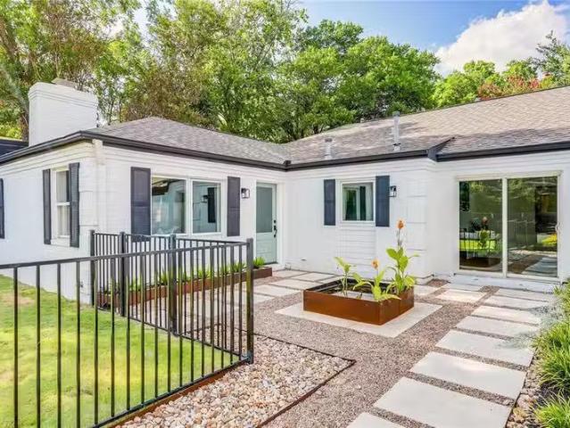 House for sale in Austin