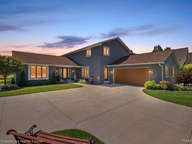 House for sale in Fort Gratiot, Michigan