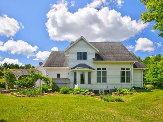 House for sale in Hubbard, Minnesota