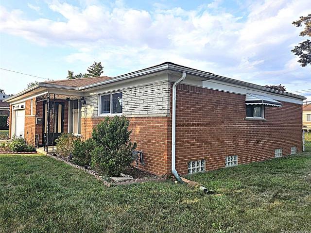 House for sale in Warren, Michigan