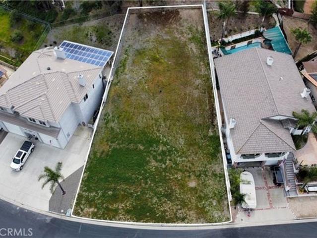 Land for sale in Canyon Lake, California