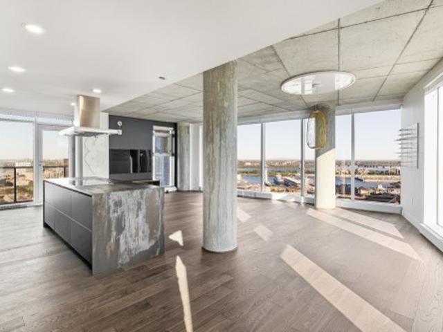 Condo for sale in Quartier international, Montréal