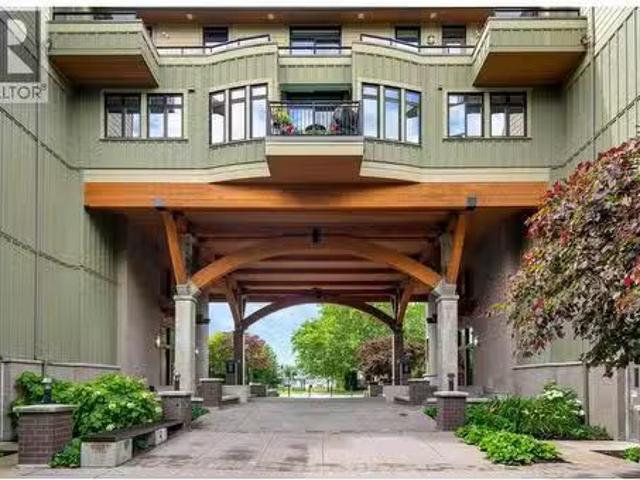 Condo for sale in Winfield, British Columbia