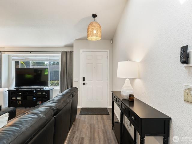 Condo for sale in Mount Vernon, Washington