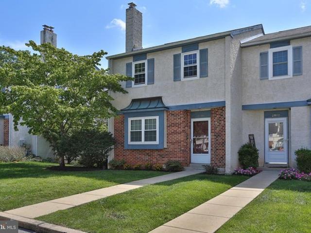 Townhouse for sale in Chester, Pennsylvania
