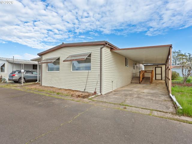 House for sale in Oregonia