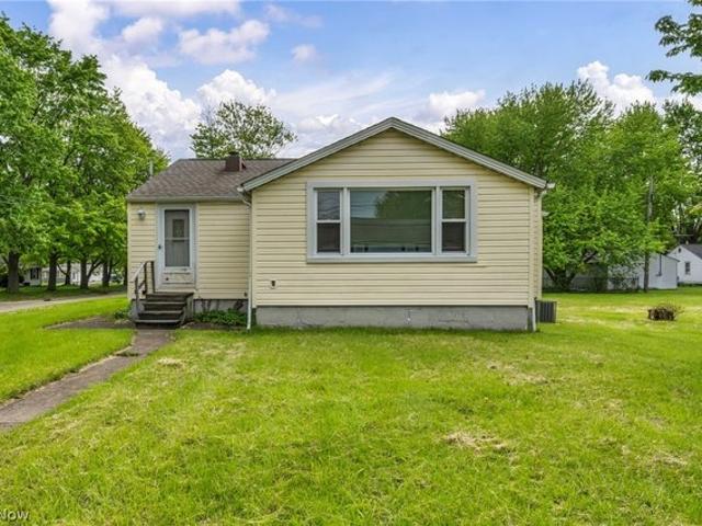 House for sale in Lorain, Ohio
