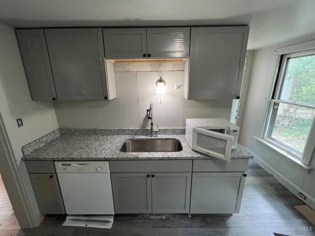House for sale in Roselawn, Ohio