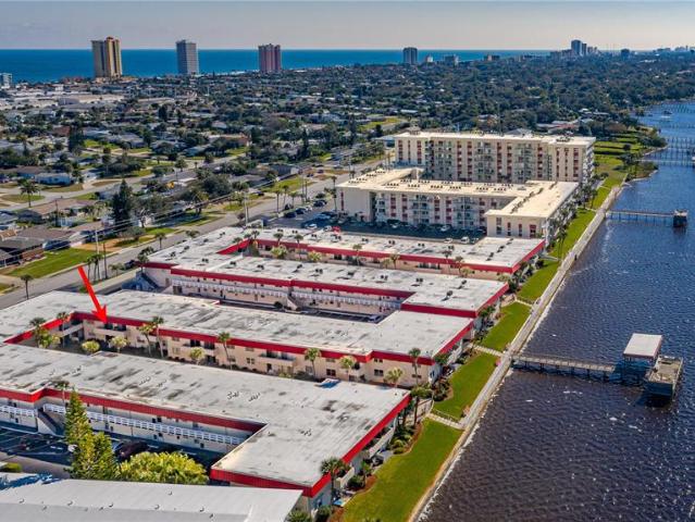Condo for sale in Daytona Beach, Florida