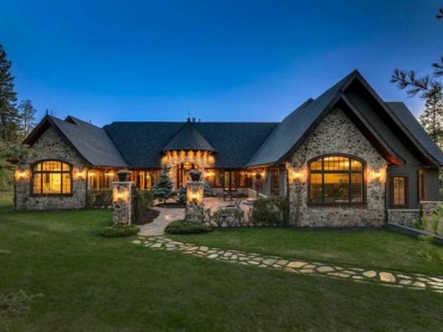 House for sale in Alberta