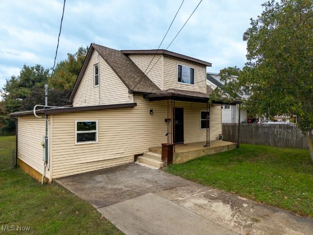 House for sale in Parkersburg, West Virginia