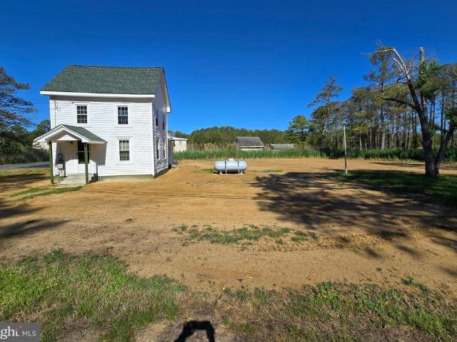 House for sale in Crisfield, Maryland