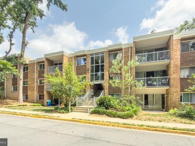 Condo for sale in Virginia