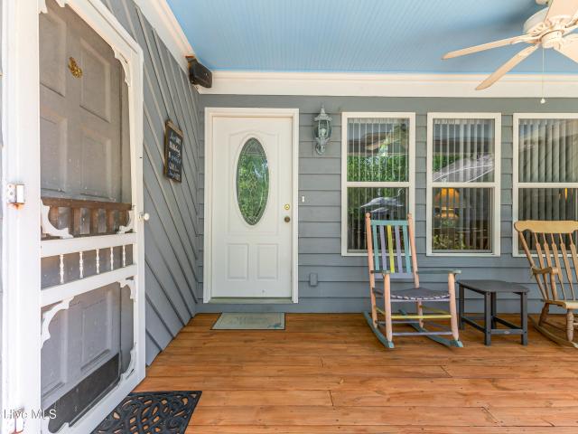 House for sale in Oak Island, North Carolina