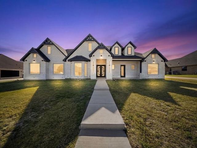 House for sale in Ellis, Texas